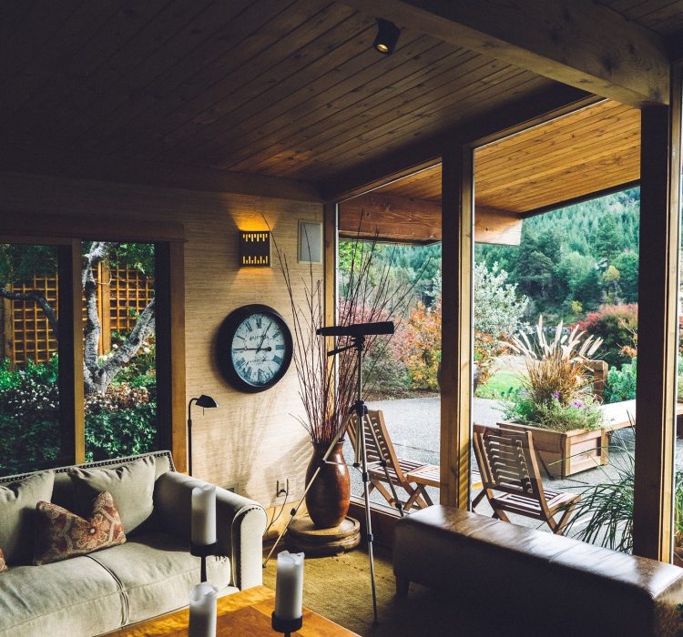 stocksnap-house-2608548_1920
